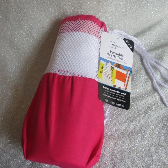 Other - Mainstays Pink Triangle Block Packable Beach Towel